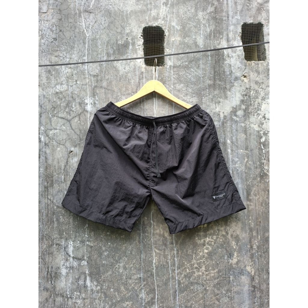 Celana Pendek Raksara Nilon Crinkle - Short Pants Raksara Nylon Crinkle