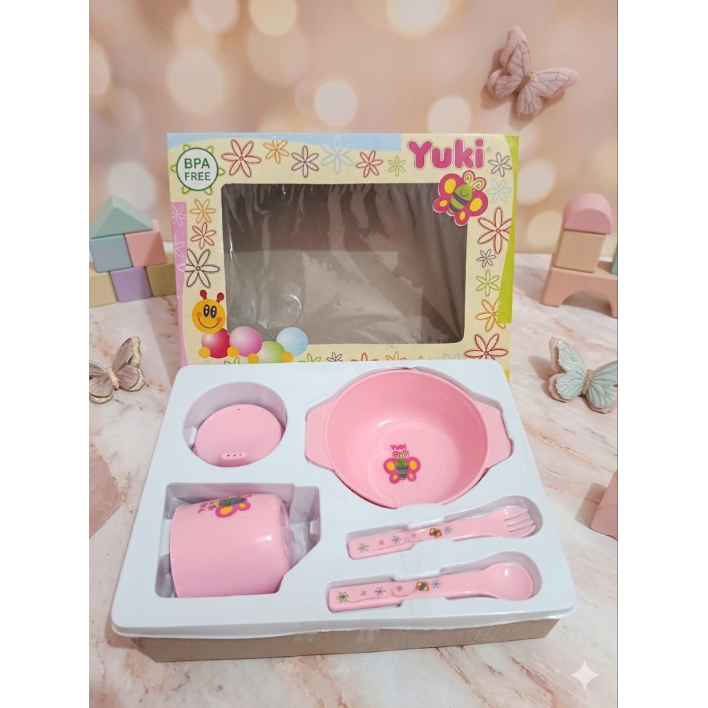 Yuki feeding set alat makan bayi