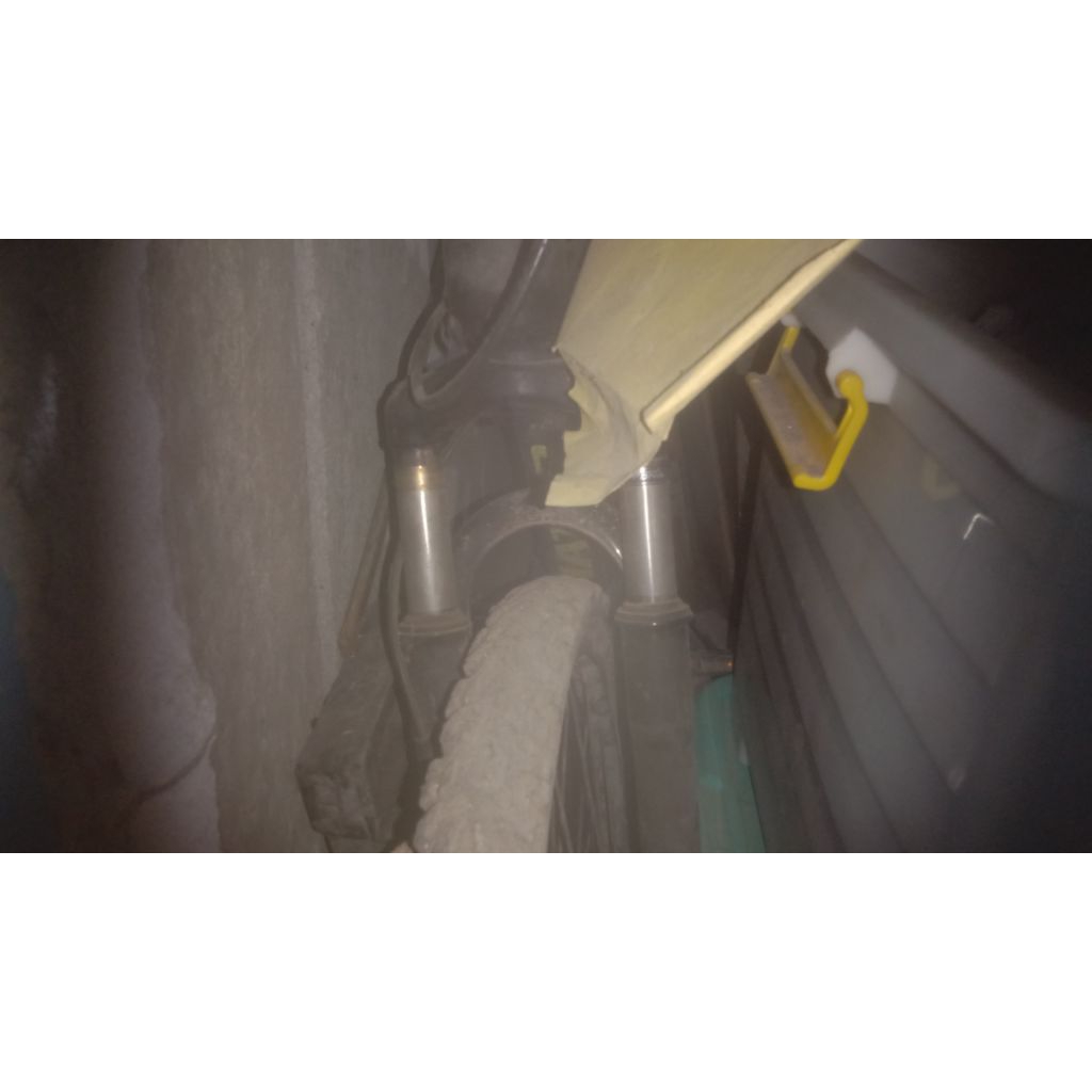 shock depan sepeda mtb