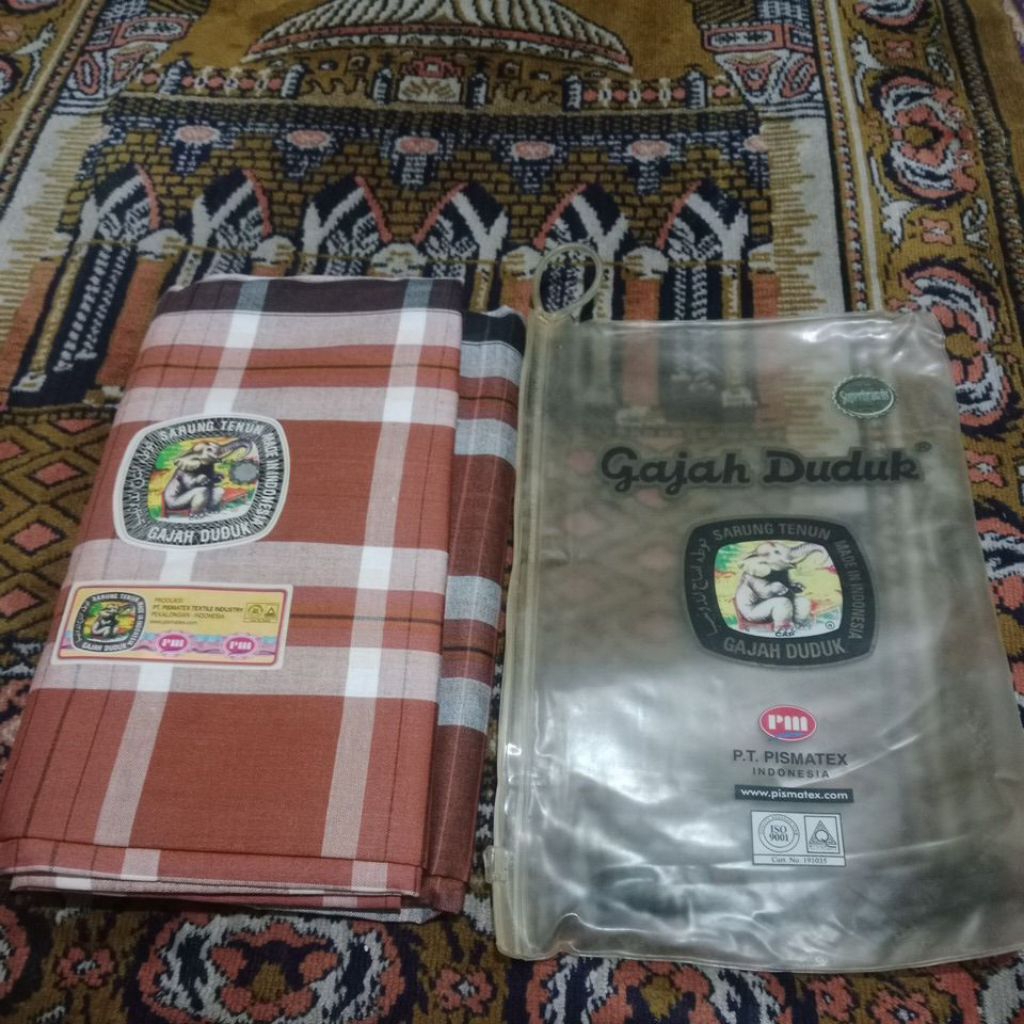 Sarung gajah duduk jadul(baru)