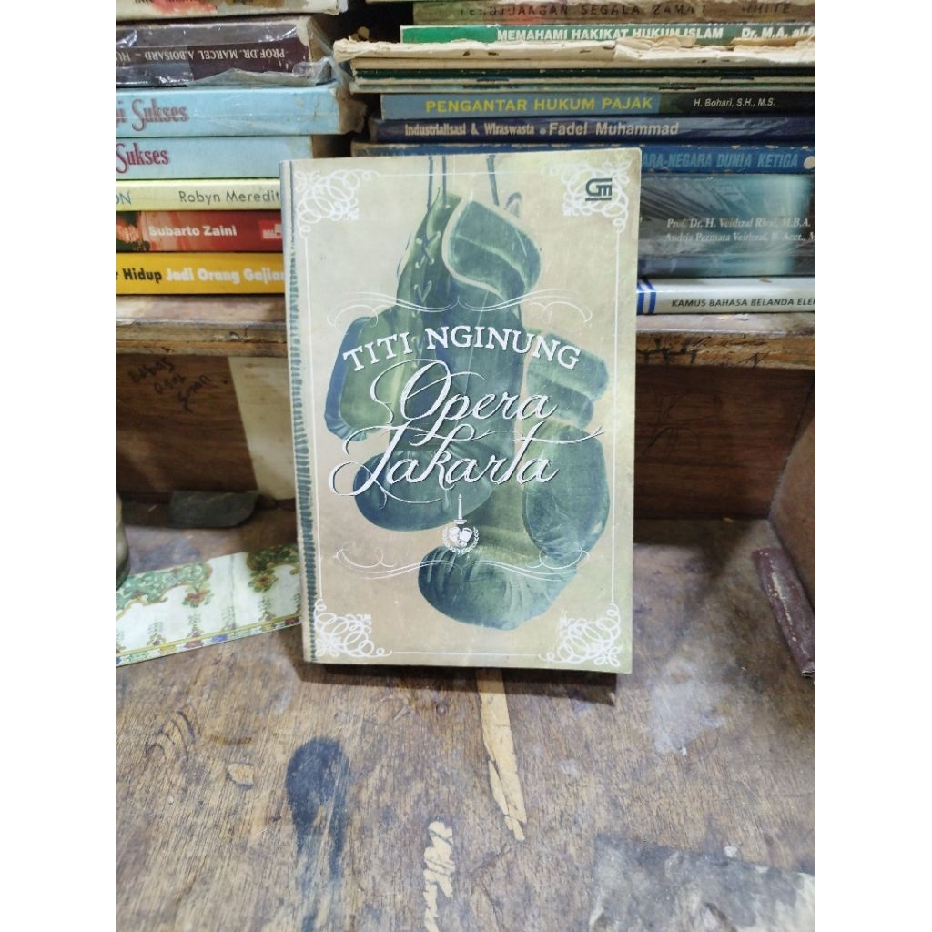 Opera Jakarta - Titi Nginung