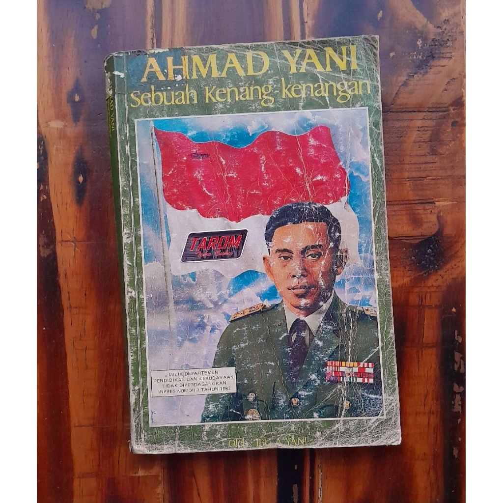 AHMAD YANI (Sebuah Kenang-Kenangan) : Ibu A. Yani