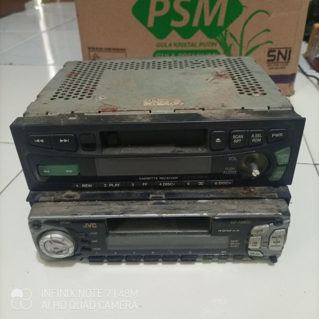AUDIO TAPE MOBIL KONDISI MATI