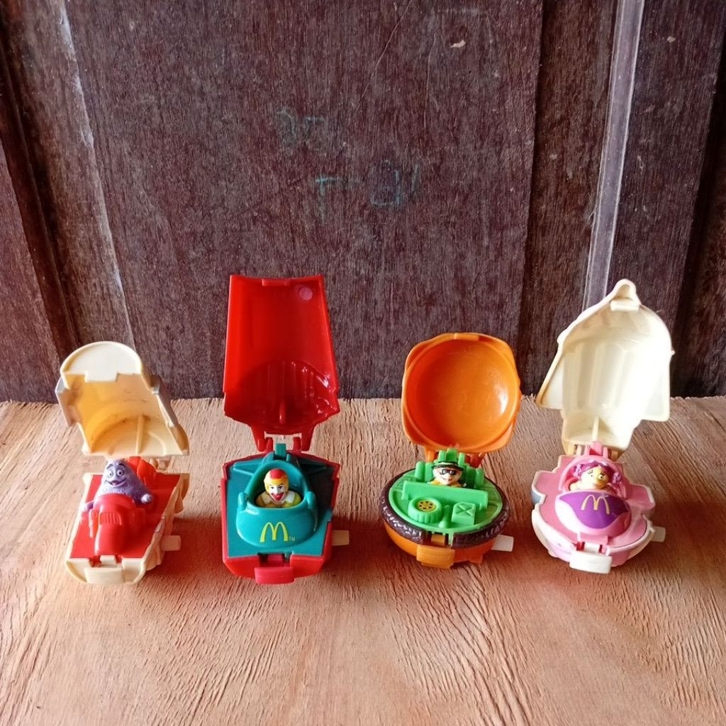 Maskot McDonalds Ronald and Friend 1995