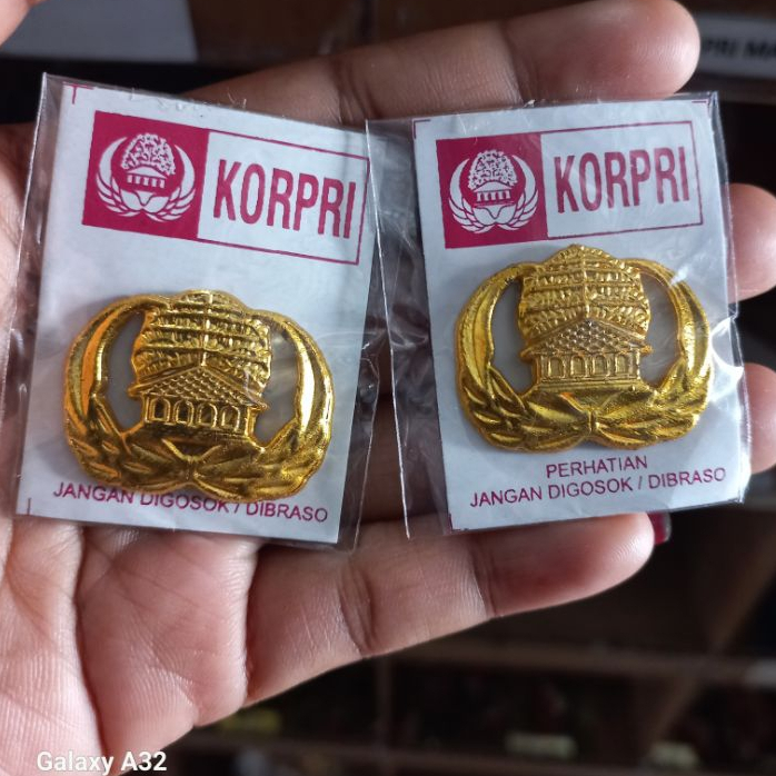 PIN KORPRI Magnet / PIN Bros Korpri ASN PNS PPPK / LENCANA KORPRI bijian