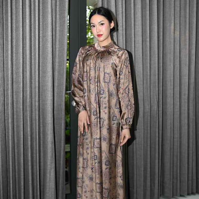 Parahyangan Satin Print Payet Dress