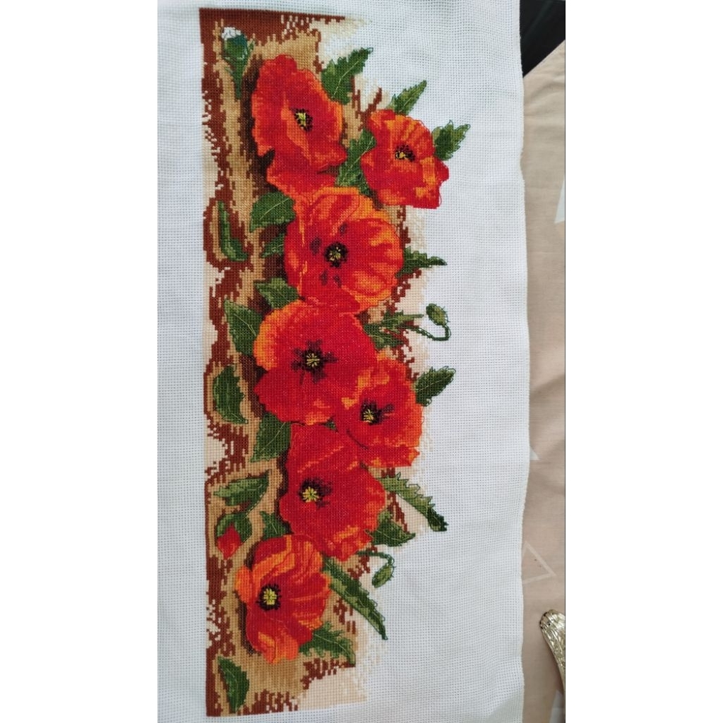 hasil karya sulaman kristik cross Stitch (bunga Poppy)