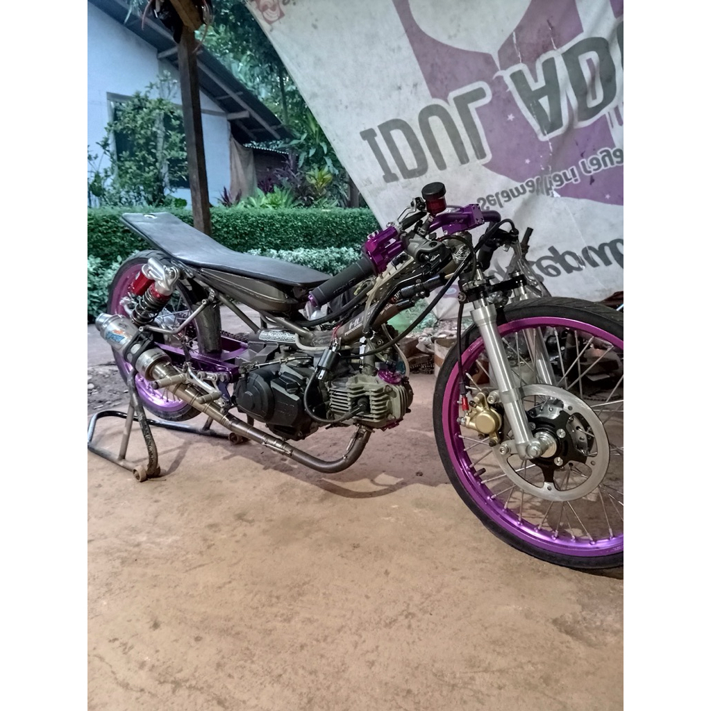 Rangka sleep engine tanpa mesin dan Shock belakang