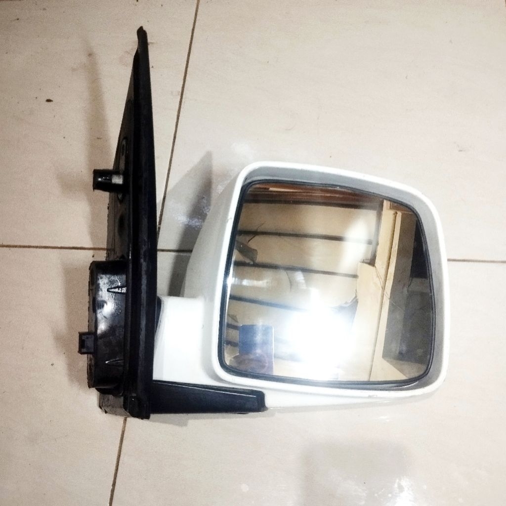 SPION ELEKTRIK KACA PLUS SEIN DAN LIPAT MANUAL KANAN HYUNDAI H1 STAREX MOVER