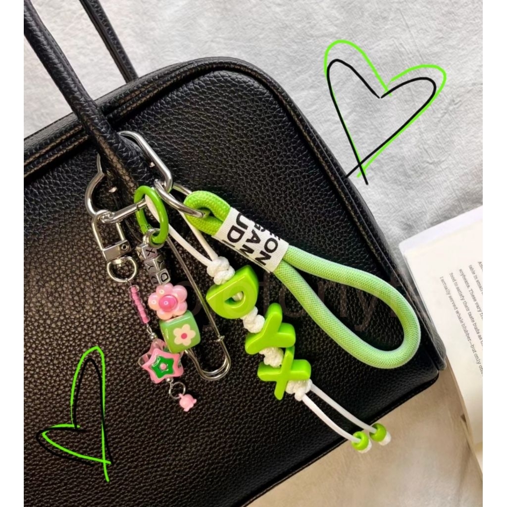 BAG CHARM & STRAPHONE PITA RIBBON BESAR (KHUSUS PELUNASAN)