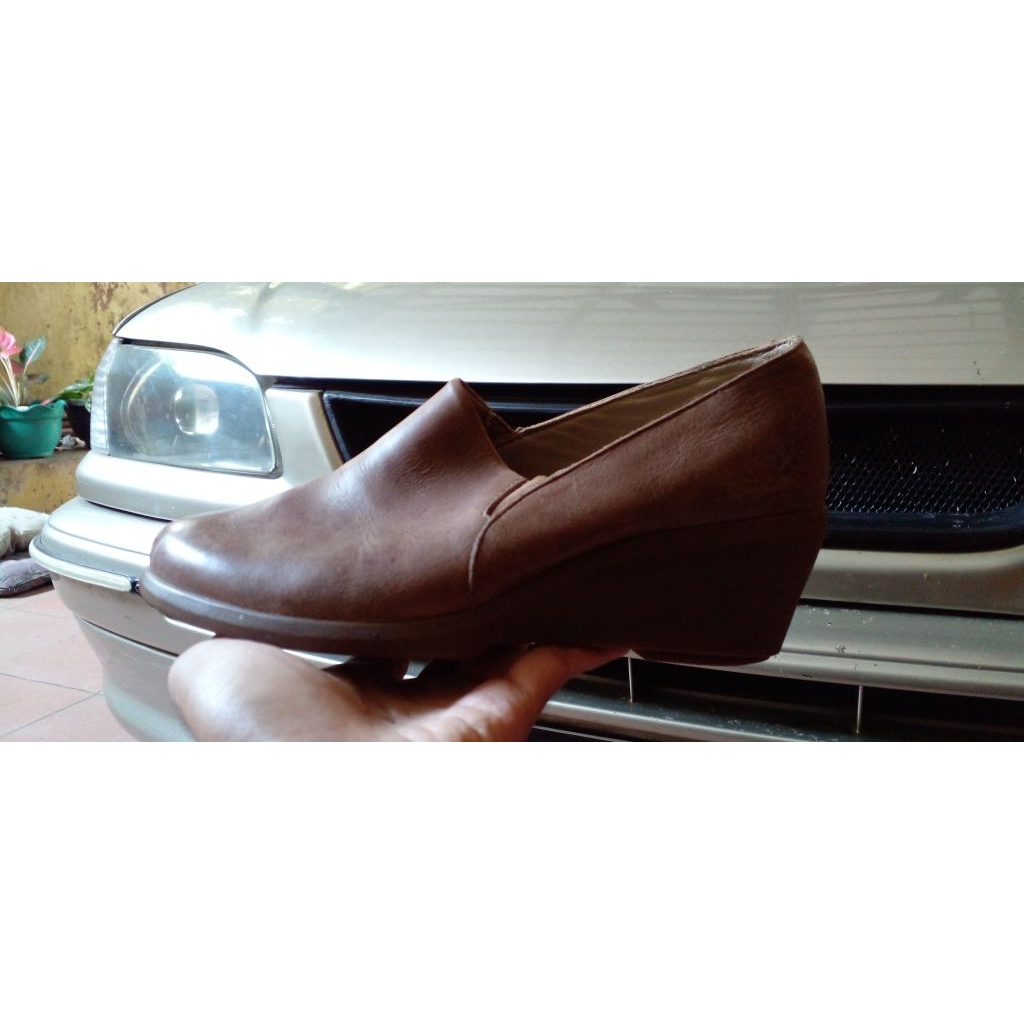Hush Puppies Wedges Wanita Maretha Lyla Tan Sepatu Kerja Kantoran (Second) Original