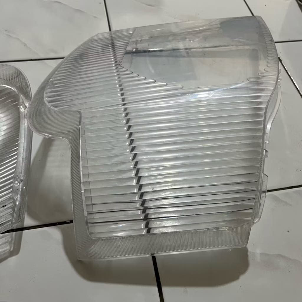 mika lampu depan/headlamp mobil Isuzu Traga tahun 2018-2024 original