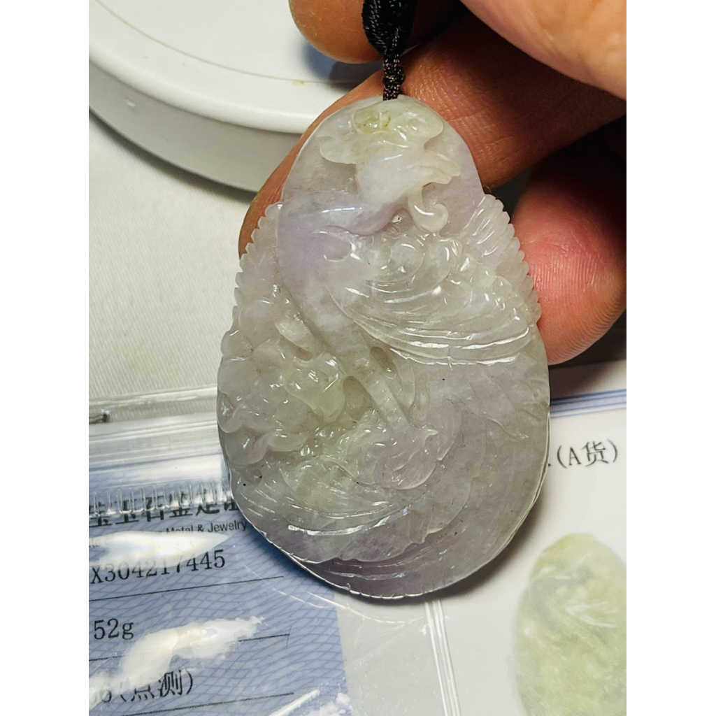 Liontin giok ukir Phoenix ice lavender Burma tipe A