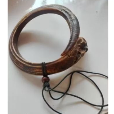 kalung taring melingkar ngurak jumbo