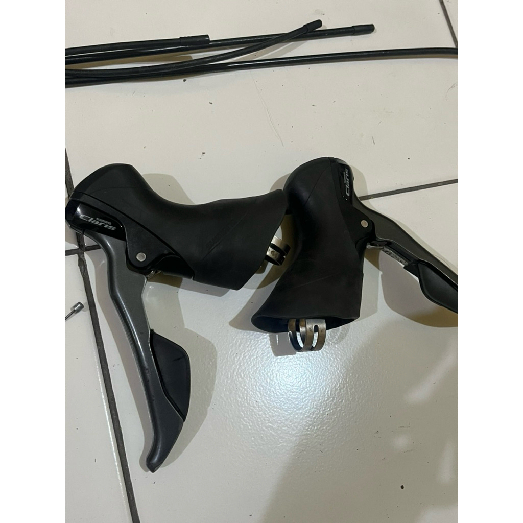 Brifter shimano claris r2000 2x8 speed kabel dalam