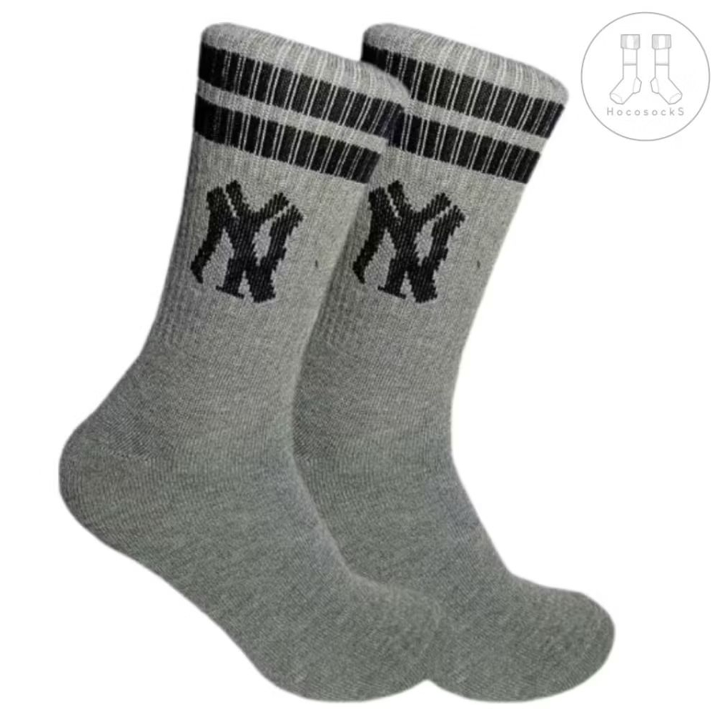 Kaos Kaki Oldschool NY Abu-Hitam