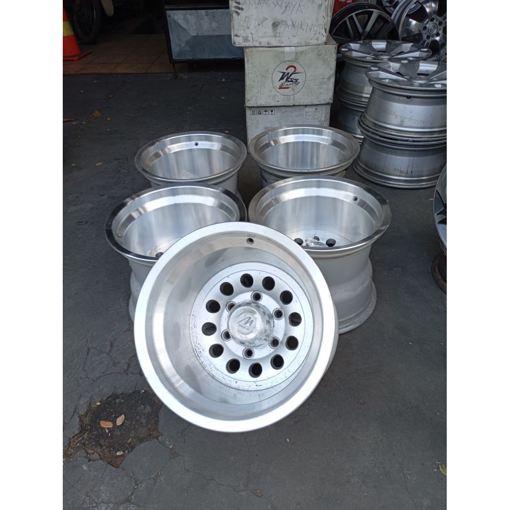 Velg Offroad Challanger Ring 15 pcd 6x139.7 lobang 6 lebar 12 inch