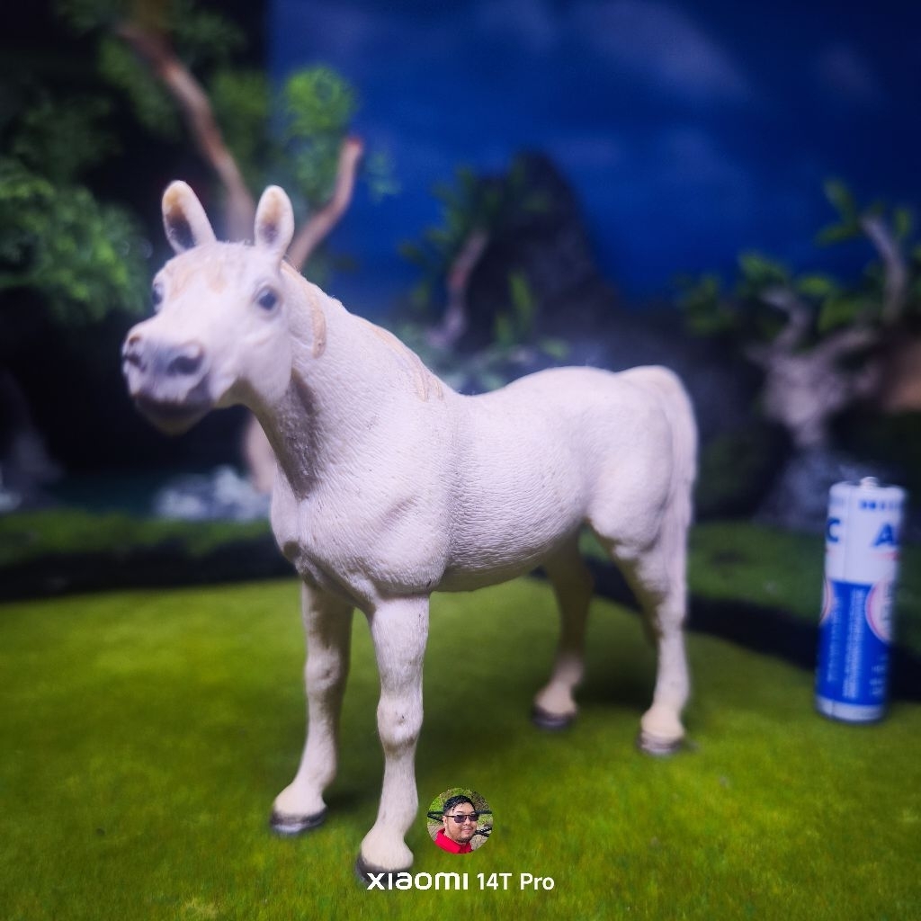 Schleich Arabian Mare horse kuda figure