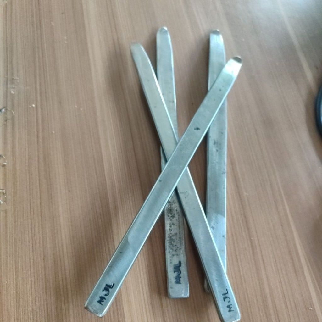 cukit ban motor/ jugil ban motor