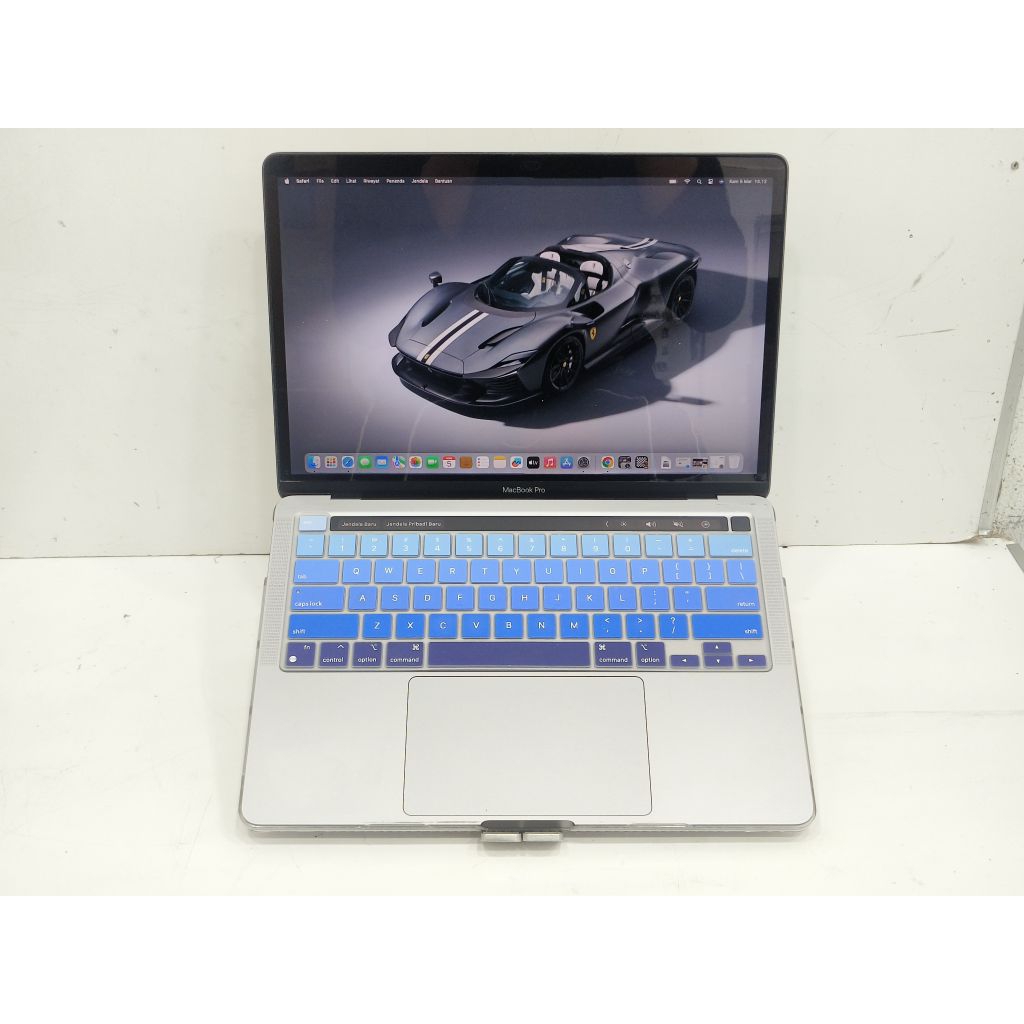 macbook pro 2020 resmi ibox intel core i5 8/256GB mins