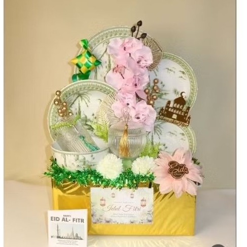 Parcel Peralatan Makan Edisi Eid Mubarak Ramadhan Lebaran Hampers 2026 Piring + Mangkok + Gelas Kaca