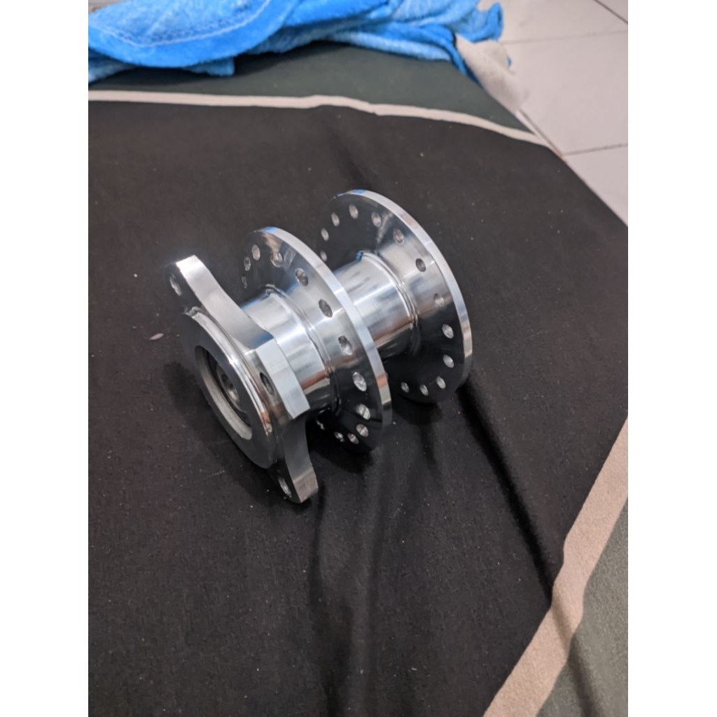 tromol depan bahan dural t6 paten