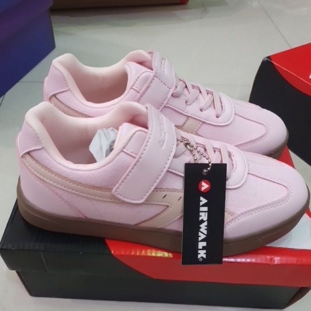 Sepatu AIW Dino JR (EX DISPLAY)