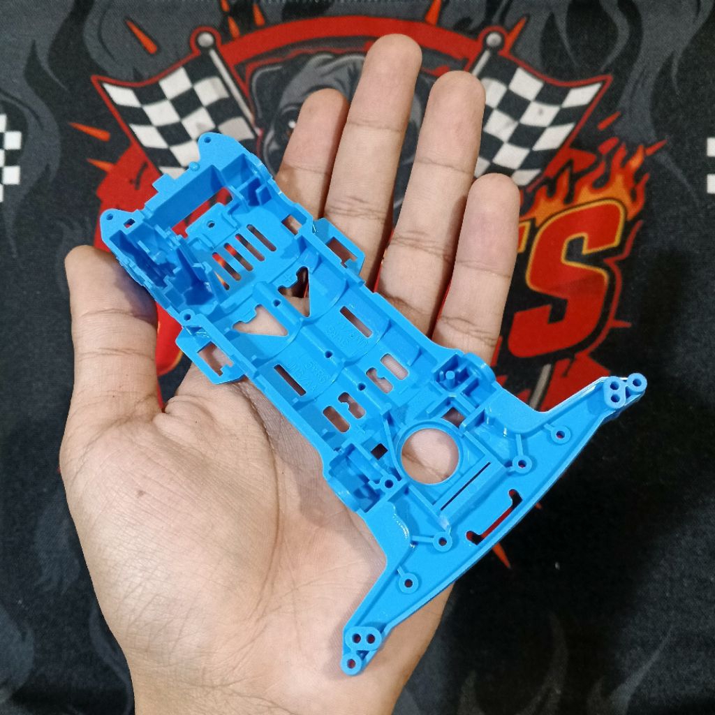 Chassis Super 2 ABS Light Blue TAMIYA. Losekit