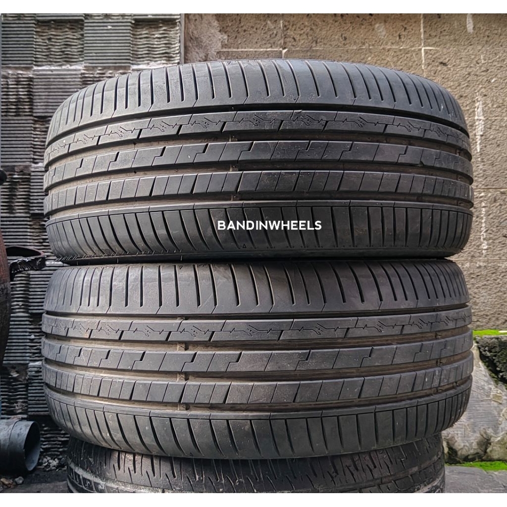 Ban 215/50/R17 95% tahun 2025 tubbles