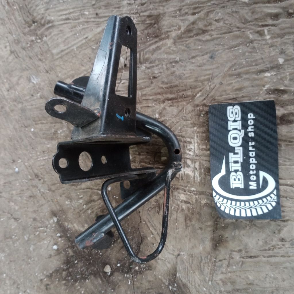 plat dudukan tameng depan ori original yamaha mio m3 mio z