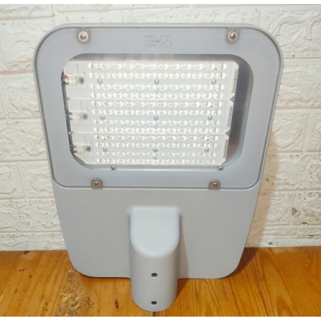 lampu PJU LED Philips 90 Watt BRP371