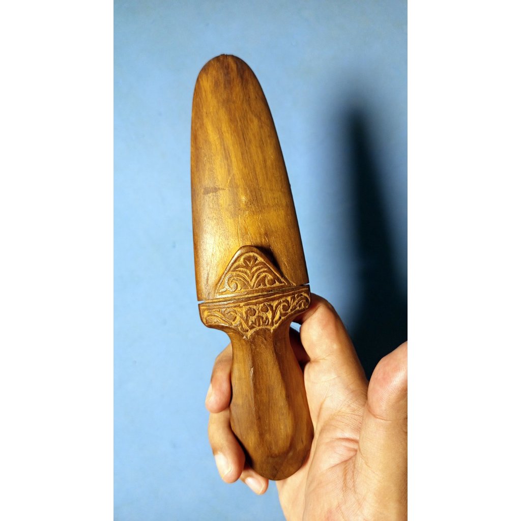 T0mbak Kerajinan dengan Pamor Sepuh