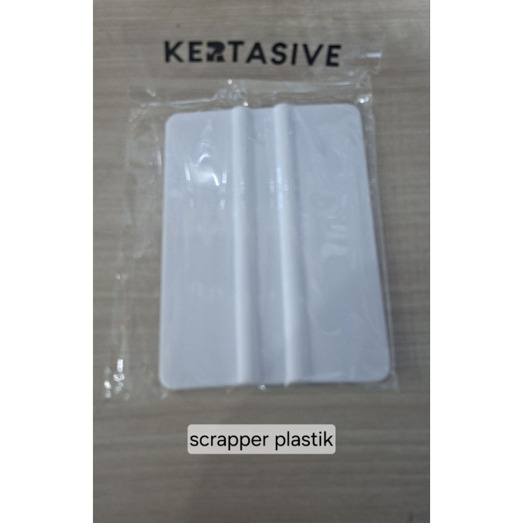 Scrapper plastik kertasive / kape plastik putih