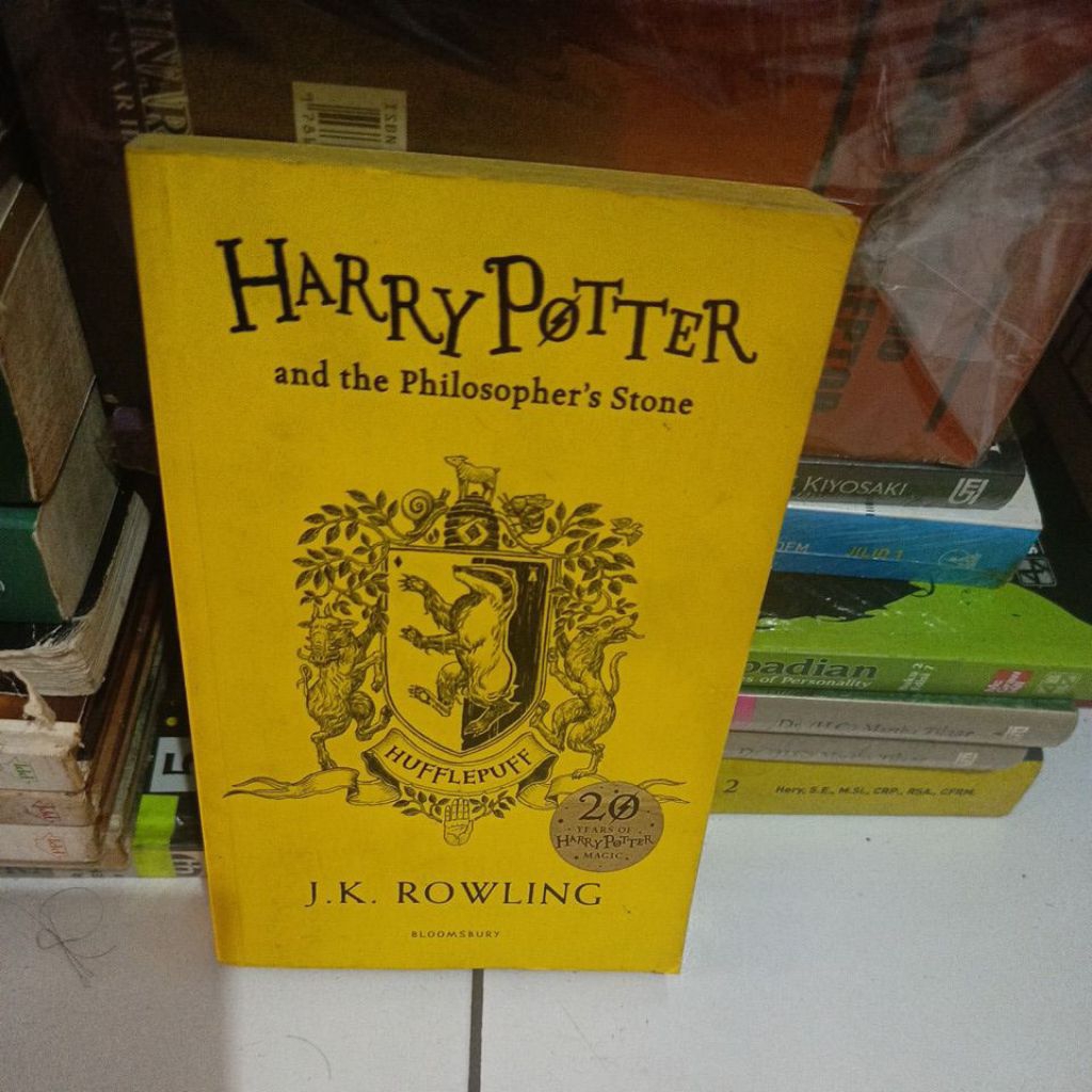 HARRY POTTER - J.K.ROWLING