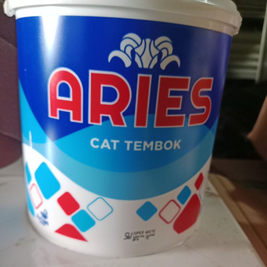 Cat Tembok 5KG Aries
