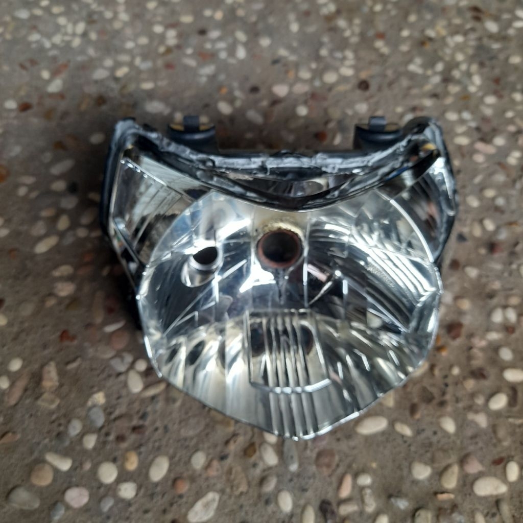 RUSAK BAHAN BILED PROJI , REFLEKTOR LAMPU DEPAN VEGA ZR RR , KONDISI BEKAS ORIGINAL