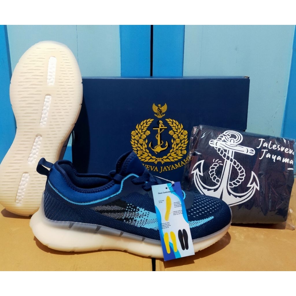 Sepatu Olahraga Jatah TNI AL size 41