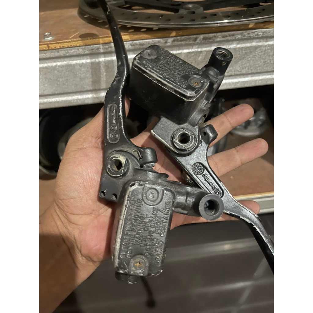 Master rem/kopling brembo ex ducati original copotan