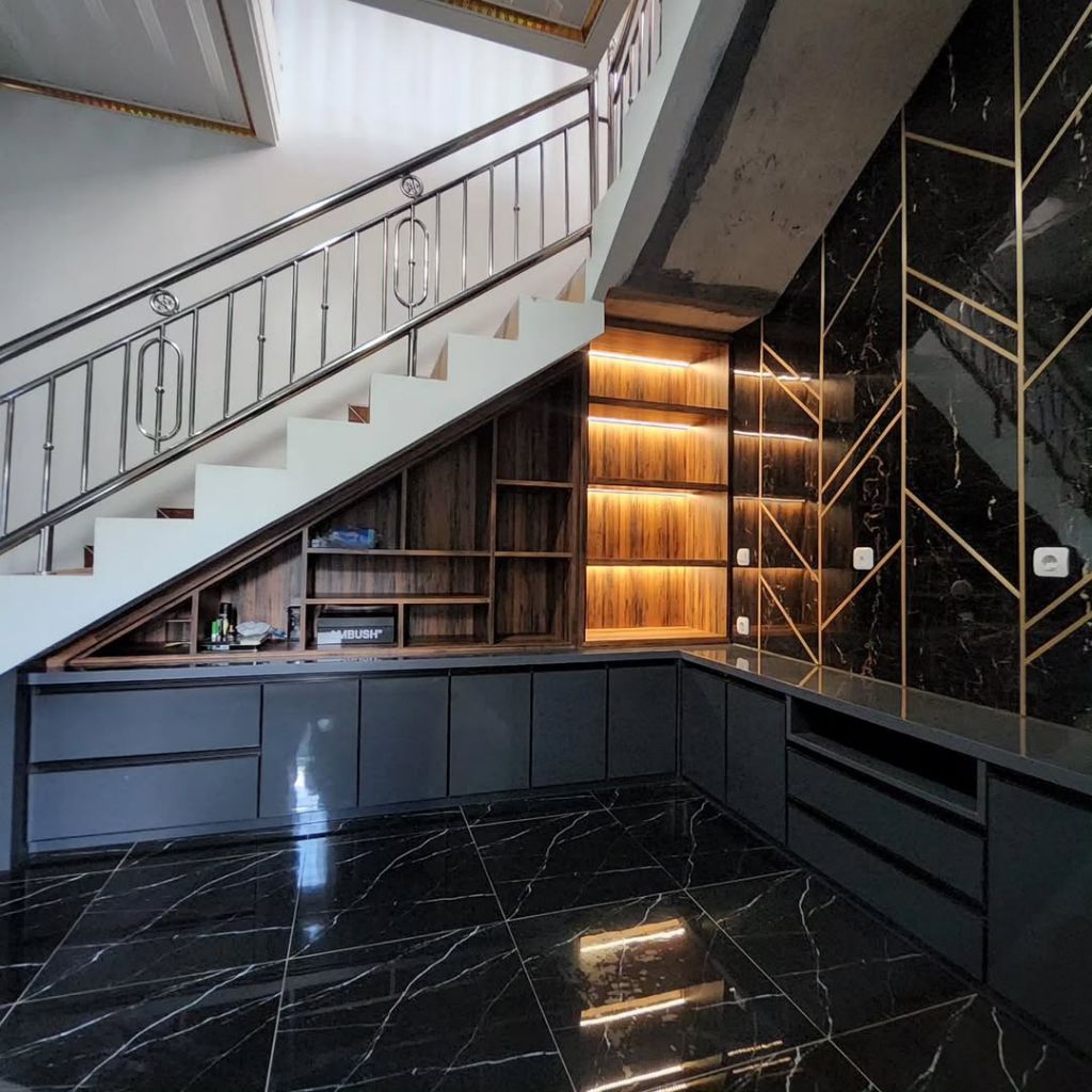 Kabinet Bawah Tangga Custom Minimalis HPL Premium | Lemari Bawah Tangga Modern Rak Display LED Harga