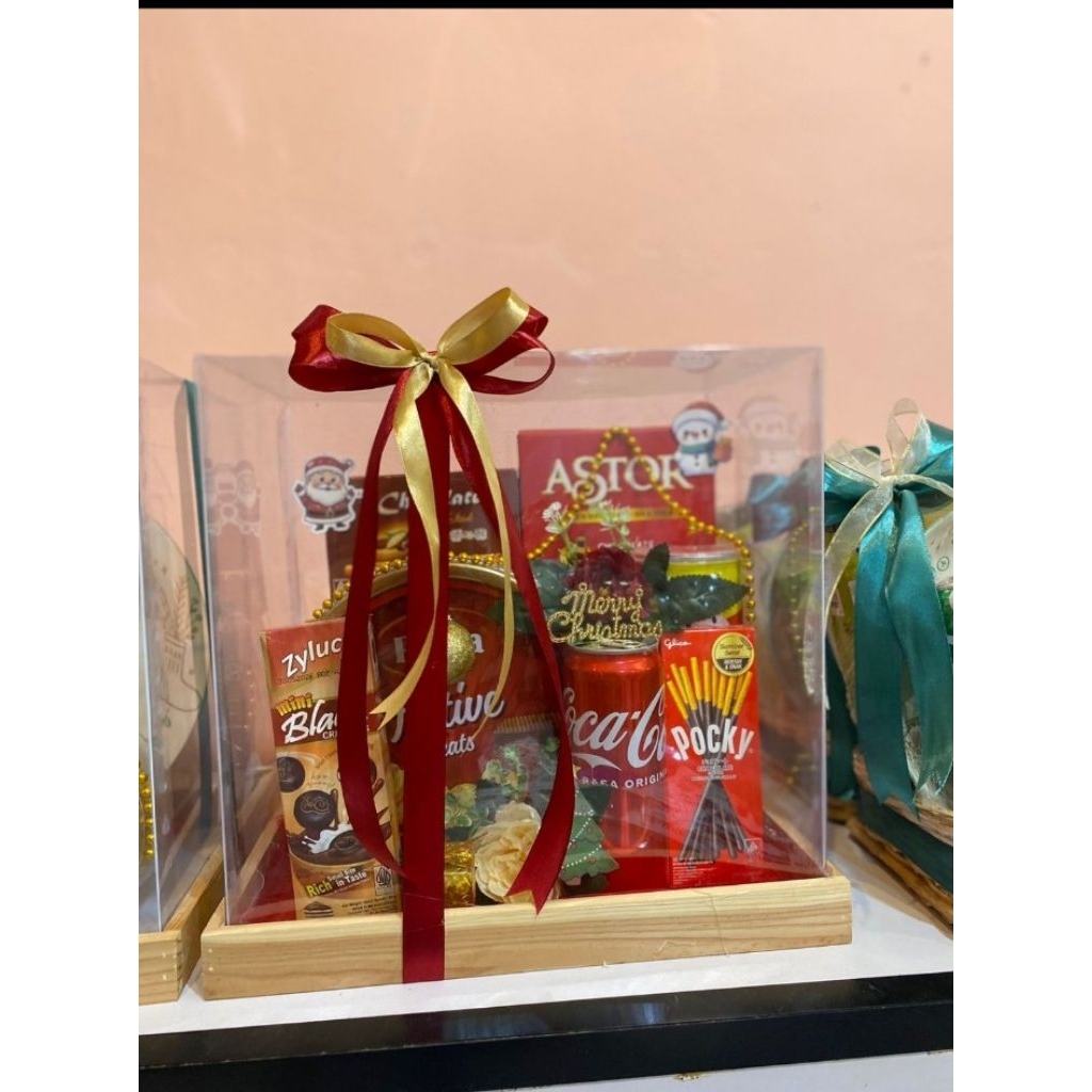 Box Kotak hantaran seserahan kayu jati belanda