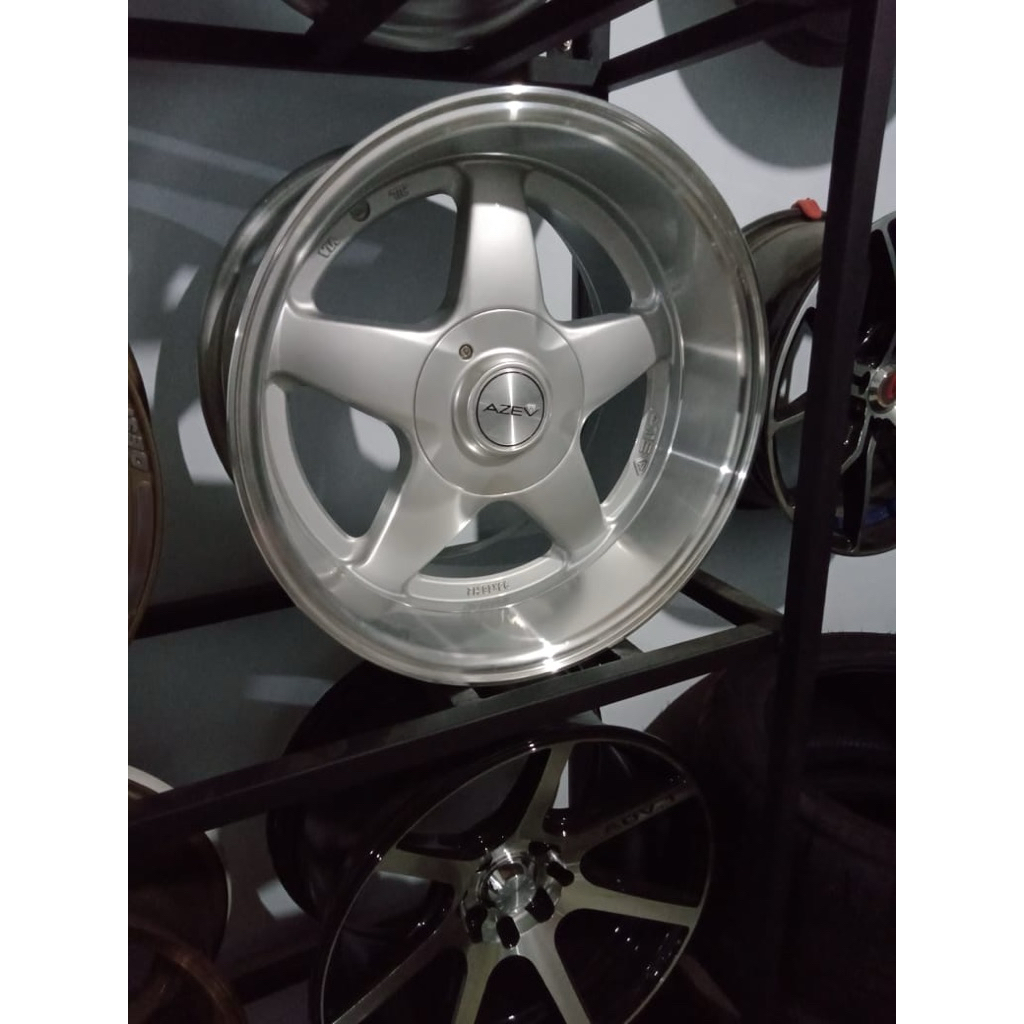 azev r16 8/9 pcd 5x114