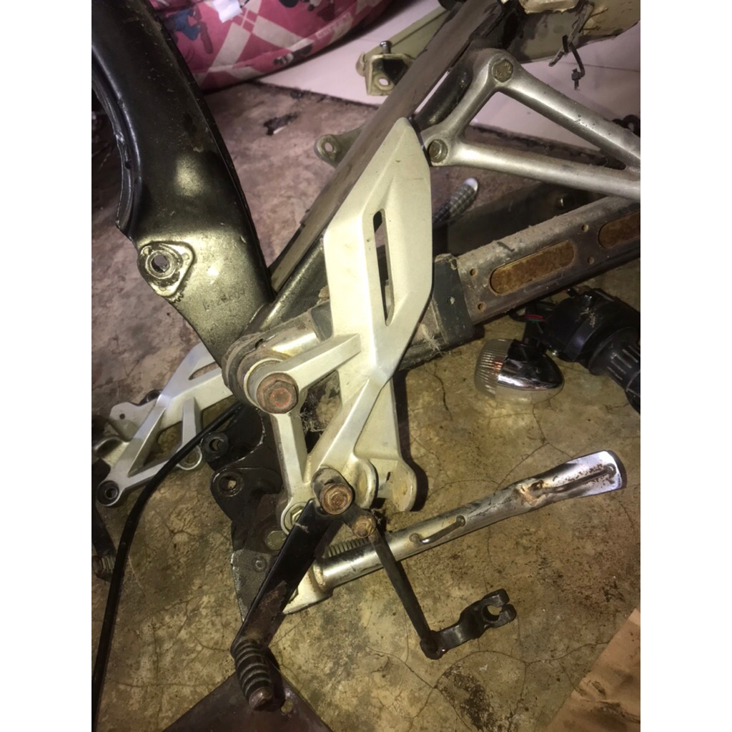 bostep/footstep cbr led bekas copotan ori motor