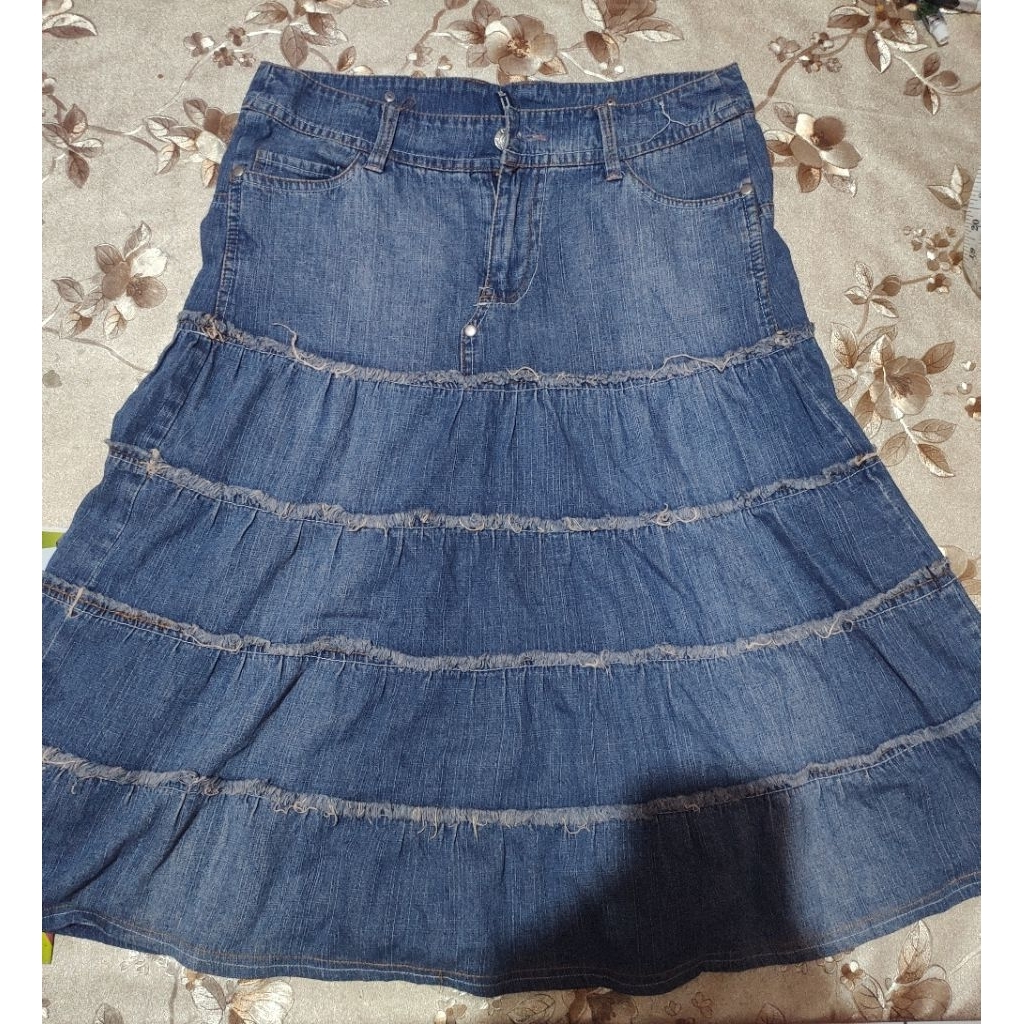Rok jeans pendek wanita (Second)