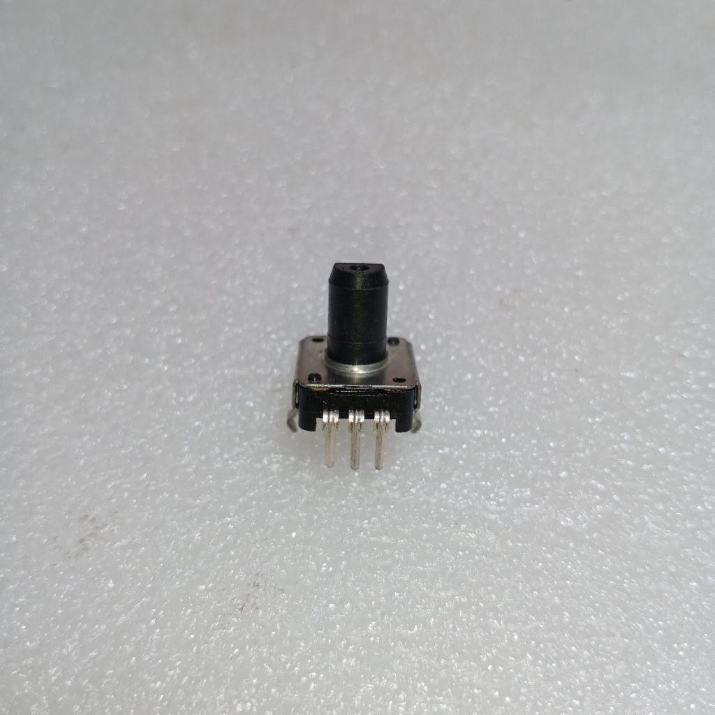 Potensio Rotari Value Original Korg Pa700