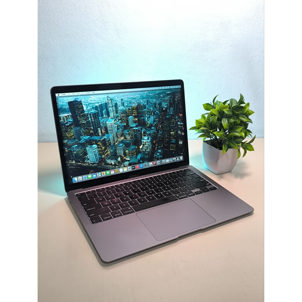 Macbook air 13 2020 core i5 (16/512Gb) backlit