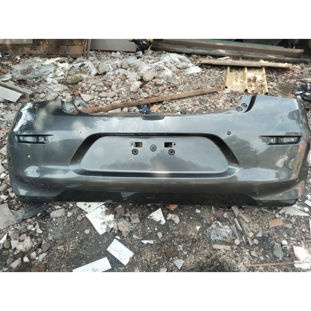 Bumper belakang Suzuki Baleno hatchback 2020 2021 2022 2023