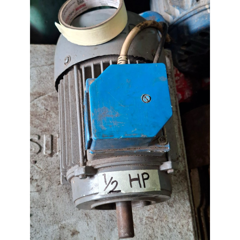 dinamo penggerak 1/2 hp rpm 1400 3 phase