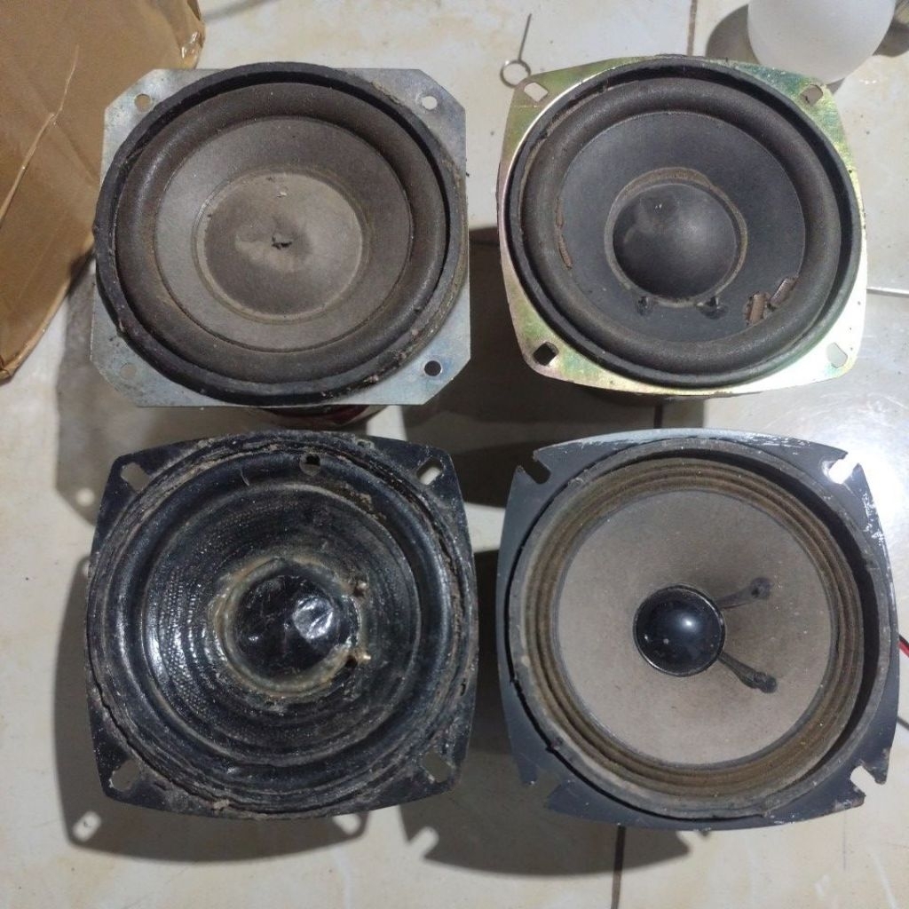 Speaker 4 INCH Bekas Normal