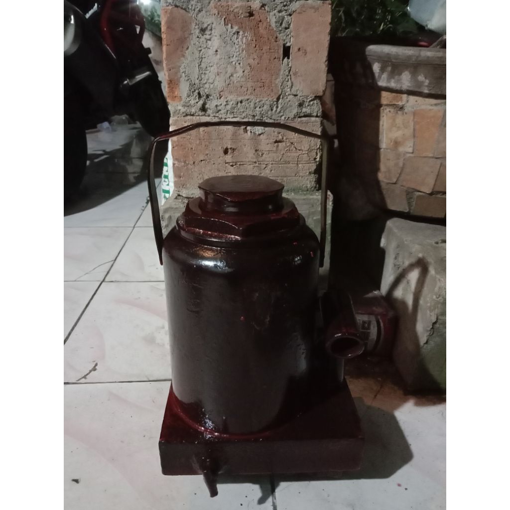 dongkrak hidrolik 50 TON