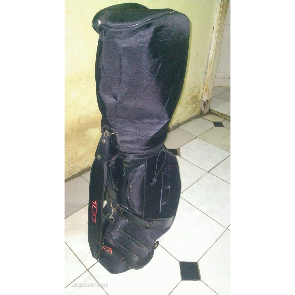 tas golf tumi